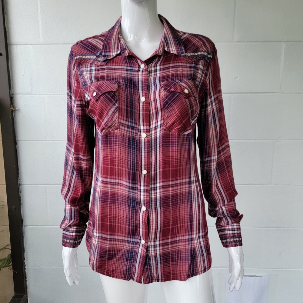 Wrangler Retro Plaid Western Snap Shirt Red Women's M Westerncore Cowgirl